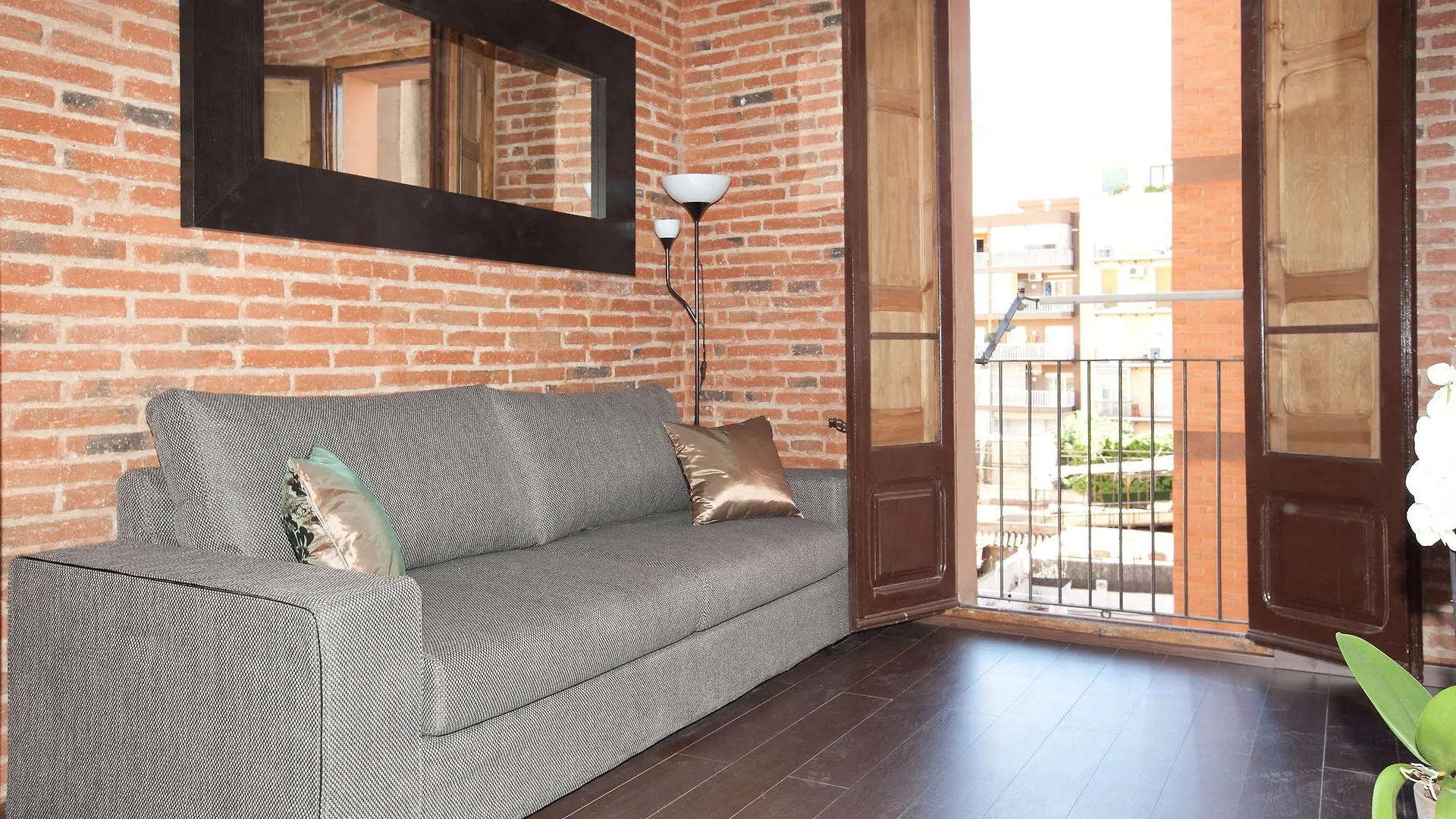 Sagrada Familia Apartments Barcelona